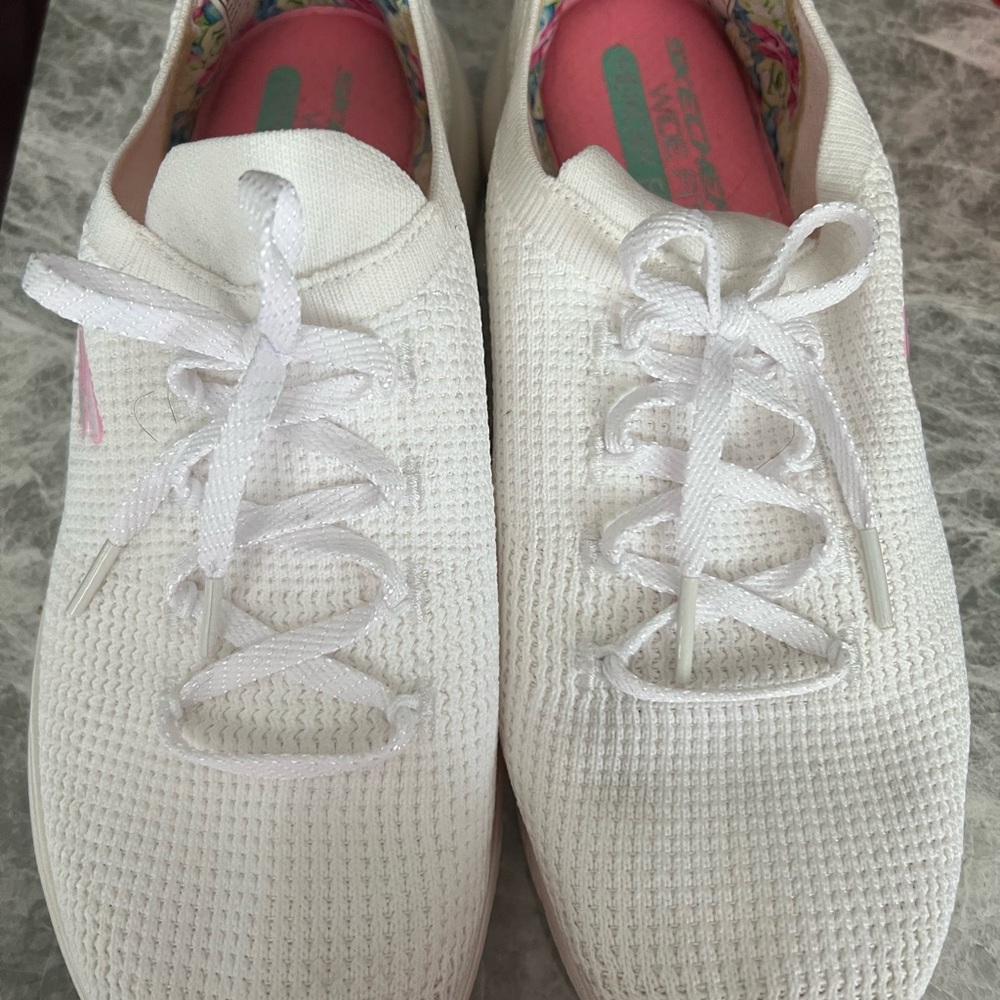 Women's White Athletic Shoes